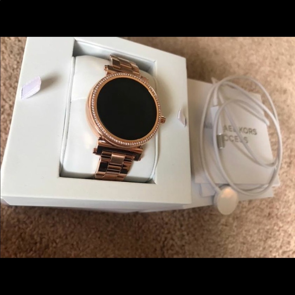 MK smart watch